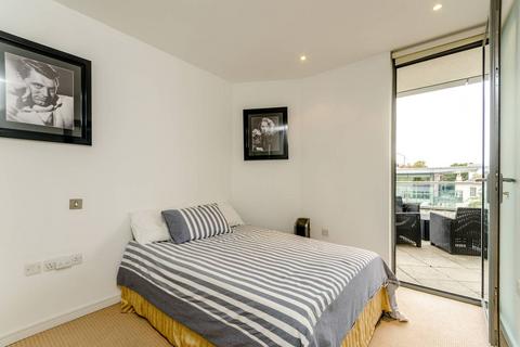 2 bedroom flat to rent, Eastfield Avenue, Putney, London, SW18