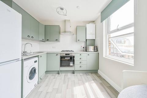 2 bedroom flat to rent, Uxbridge Road, Shepherd's Bush, London, W12