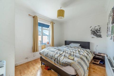 39 Tintagel Drive, Stanmore, HA7 4SR
