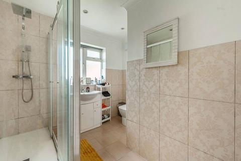 39 Tintagel Drive, Stanmore, HA7 4SR