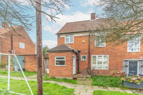 39 Tintagel Drive, Stanmore, HA7 4SR