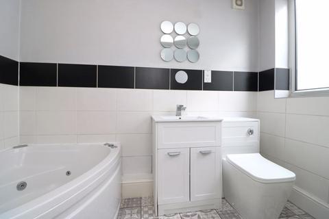 113 Daw End Lane, Rushall, Walsall, WS4 1JP