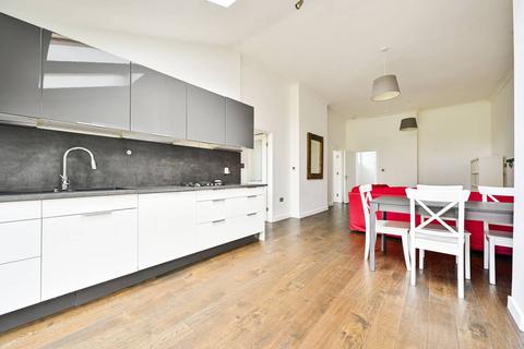 3 bedroom maisonette to rent, Cranhurst Road, Willesden Green, London, NW2