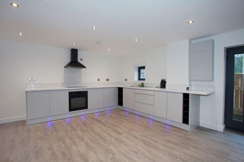 Living dining...