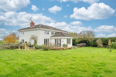 Mill House Mill Hill, Mettingham, Bungay, NR35 1TR