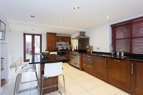 3 bedroom semi-detached house for sale - Moss Road, Congleton
