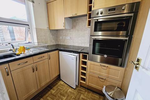 28 Plumpton Avenue, Hereford, HR4 9TZ