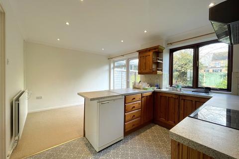 3 bedroom semi-detached house to rent, 25 Merton Close, Kidderminster, Worcestershire