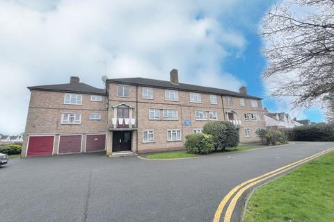 1 bedroom apartment for sale, Beacon Court, Chester Road, Streetly, Sutton Coldfield