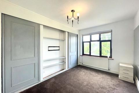 6 bedroom house to rent - Monmouth Avenue, South Woodford E18