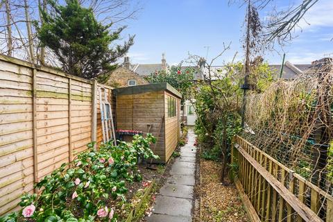9 Ainsworth Road, Croydon, CR0 3SH