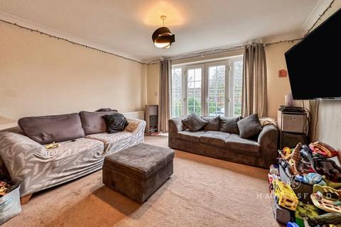 3 bedroom end of terrace house for sale - Bismuth Drive, Sittingbourne ME10