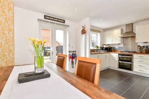 3 bedroom semi-detached house for sale, Furfield Chase, Boughton Monchelsea, Maidstone, Kent