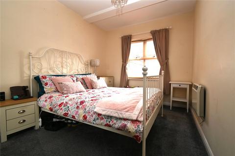 2 bedroom apartment for sale - Regent Court, Basingstoke, Hampshire, RG21