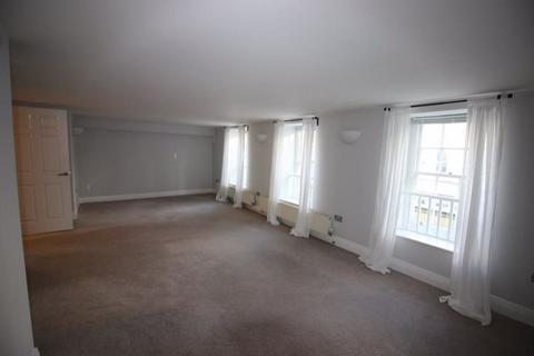 2 bedroom apartment to rent - Bank Street, Chepstow NP16