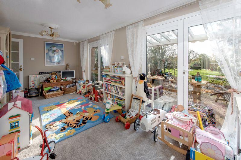 Garden/playroom