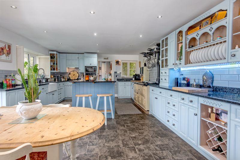Kitchen/breakfast