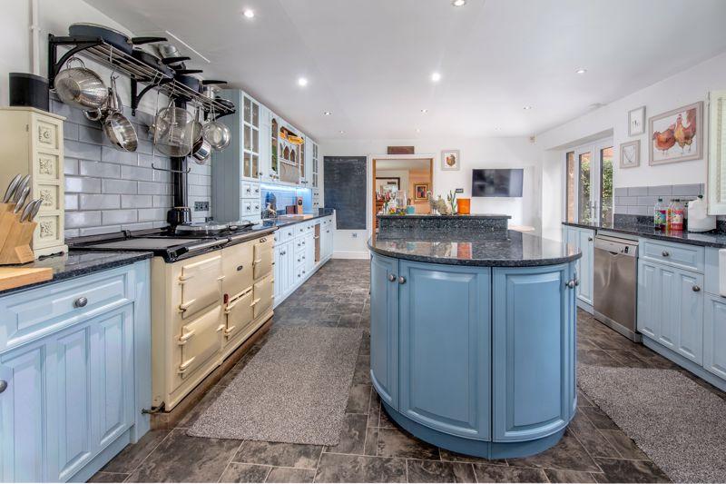 Kitchen/breakfast