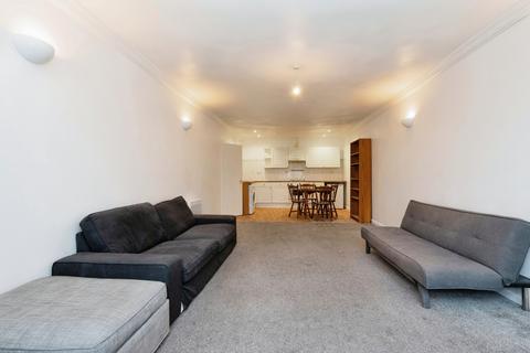 1 bedroom flat to rent, Lyttelton Road, Leyton