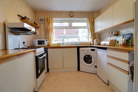 2 bedroom bungalow for sale - Riversmeade Way, Stafford ST16