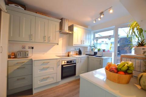 4 Unwin Green, South Witham, Grantham, NG33 5PY