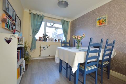 4 Unwin Green, South Witham, Grantham, NG33 5PY