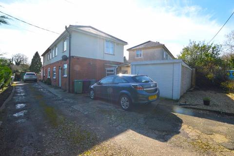 2 Heath Lane, Great Ponton, Grantham, NG33 5DG