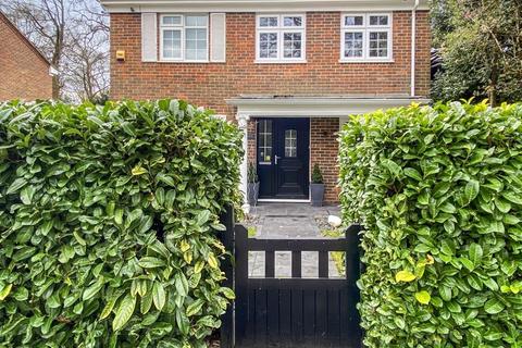 4 bedroom detached house for sale, Firwood Drive, Camberley GU15