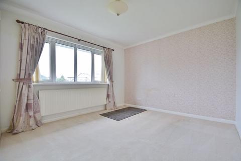 9 Lashlake Road, Thame, OX9 3BA