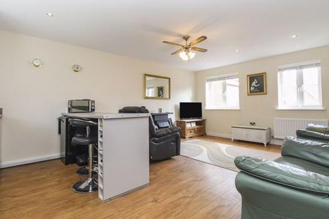 2 bedroom coach house for sale, Radcliffe Mews, Bedford MK42