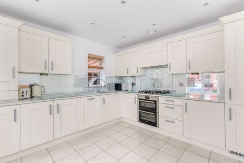 5 bedroom detached house for sale, Highfield Park, Row Town KT15