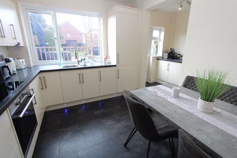 3 bedroom terraced house for sale - Dalvine Road, Dudley DY2