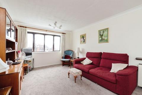 1 bedroom flat for sale - 169/175 High Road, South Woodford E18