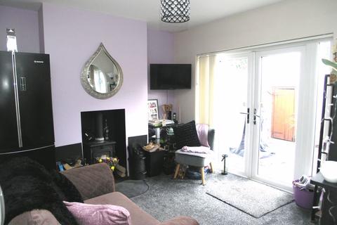 3 bedroom semi-detached house for sale - Trejon Road, Cradley Heath B64
