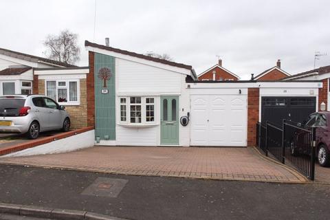 2 bedroom bungalow for sale, Lerryn Close, Kingswinford DY6