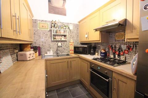 2 bedroom bungalow for sale, Lerryn Close, Kingswinford DY6