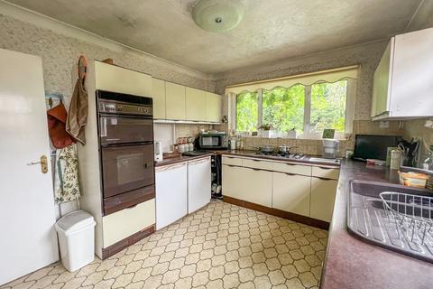 5 Aldermans Hill, Hockley, SS5 4RP