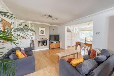 51 Broad Walk, Hockley, SS5 5DG