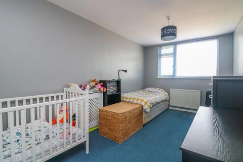 15 Bosworth Close, Hockley, SS5 4EZ