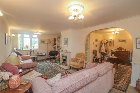 25 Althorne Way, Canewdon, Rochford, SS4 3PS