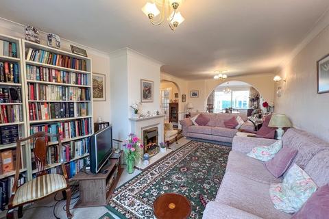 25 Althorne Way, Canewdon, Rochford, SS4 3PS