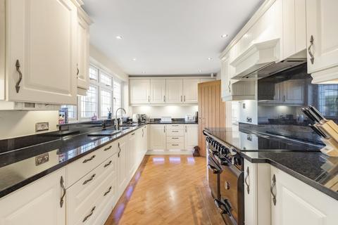 58 Aldermans Hill, Hockley, SS5 4RW