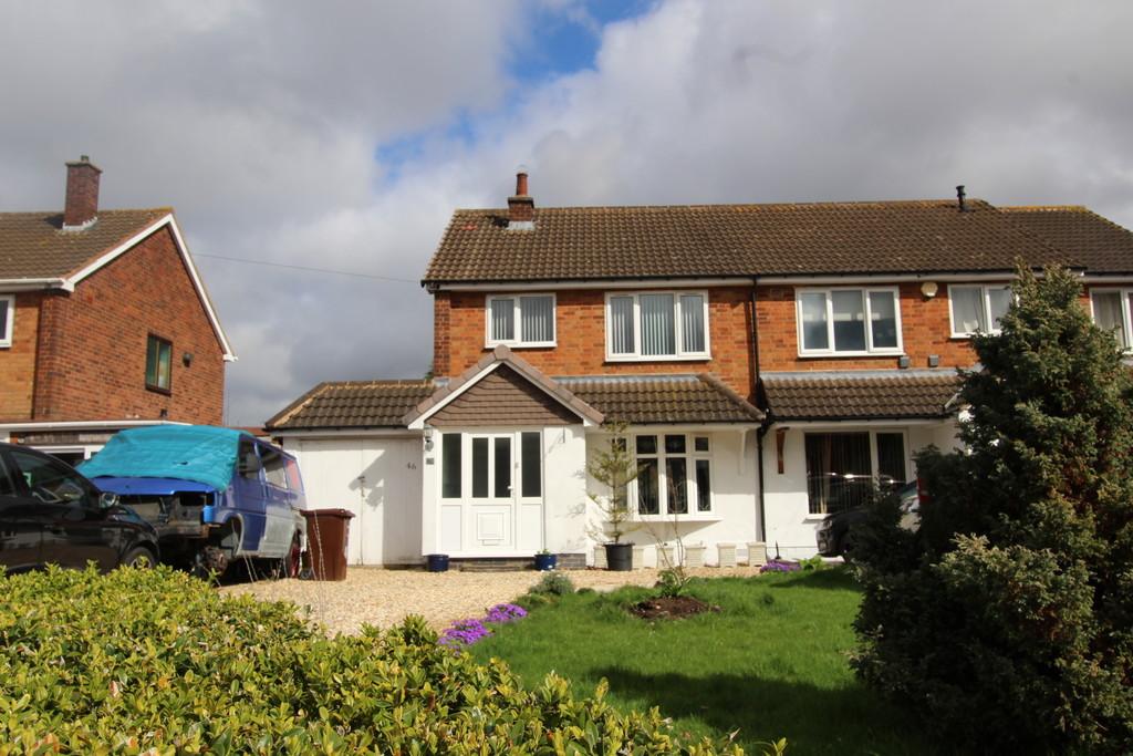 Digby Drive, Marston Green 3 bed semidetached house £310,000