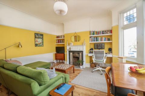 70a Cotswold Road, Westcliff-on-sea, SS0 8AB