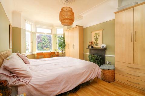 70a Cotswold Road, Westcliff-on-sea, SS0 8AB