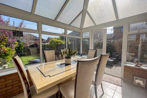63 Barnwell Drive, Hockley, SS5 4UZ