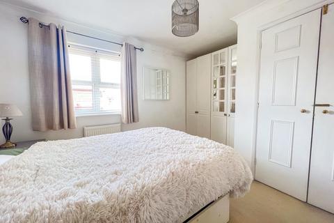 63 Barnwell Drive, Hockley, SS5 4UZ