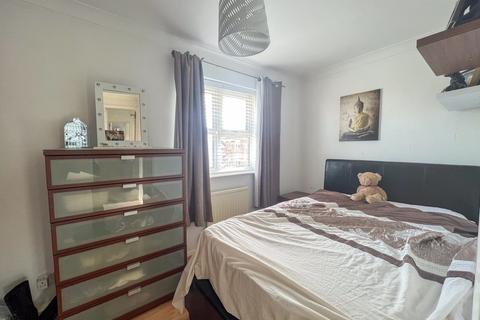 63 Barnwell Drive, Hockley, SS5 4UZ