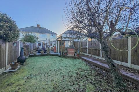 12 Broad Walk, Hockley, SS5 5DD