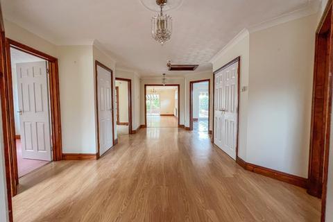 45 Central Avenue, Rochford, SS4 3BG